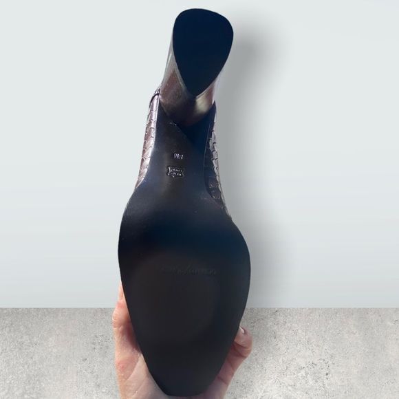 Donald Pliner, the Gell Snake Print - Picture 8 of 9